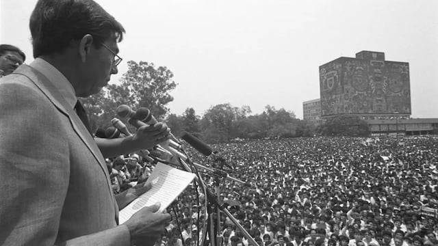 Histórico mitin de Cuauhtémoc Cárdenas en la UNAM