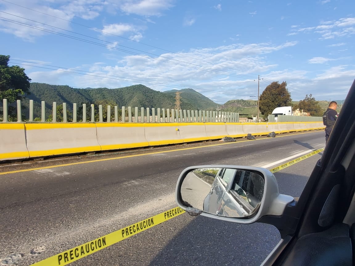 Hallan restos humanos en diferentes tramos de la autopista Puebla-Veracruz