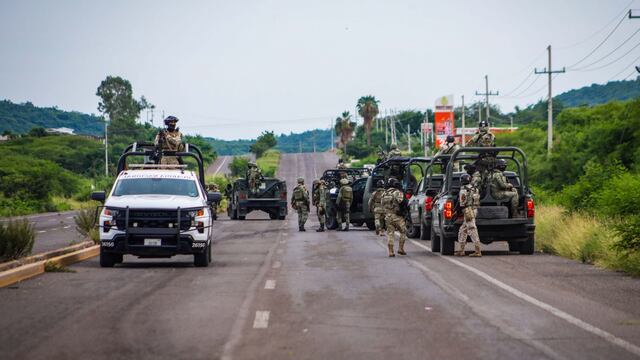 Encuentran 5 cuerpos en Maxipista Culiacán-Mazatlán hoy 15 de octubre