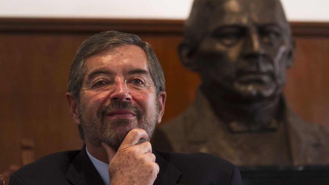 Juan Ramón de la Fuente se contagia de Covid-19 en Nueva York