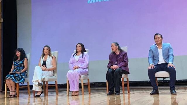 Marcela Lagarde en la Universidad Autónoma de Aguascalientes