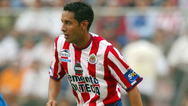 El 'Magic' jugó para las Chivas de Guadalajara