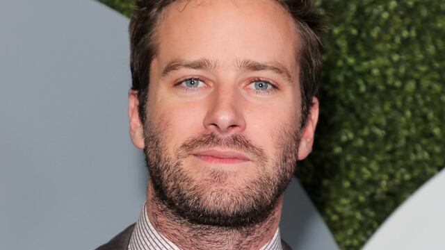 Armie Hammer habla por primera vez de acusaciones sobre canibalismo y revela que casi termina con su vida