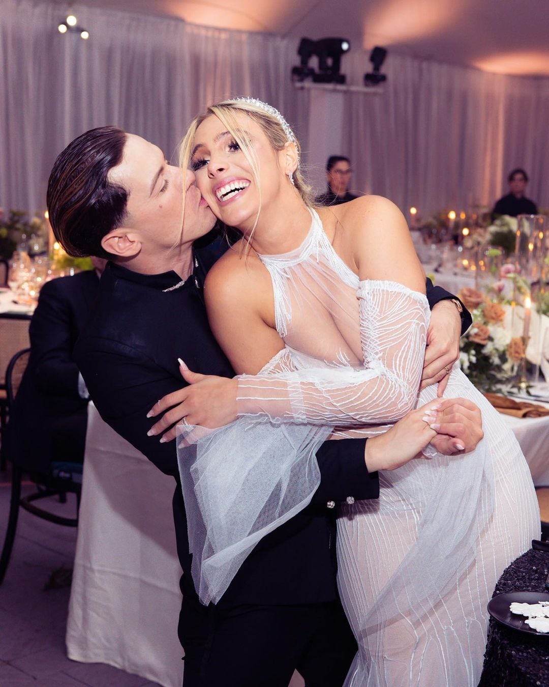 Esto cuesta el vestido de Lele Pons con el que se casó con Guaynaa