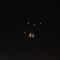 Capta luces extrañas en el cielo durante la noche: “¿son aliens?”