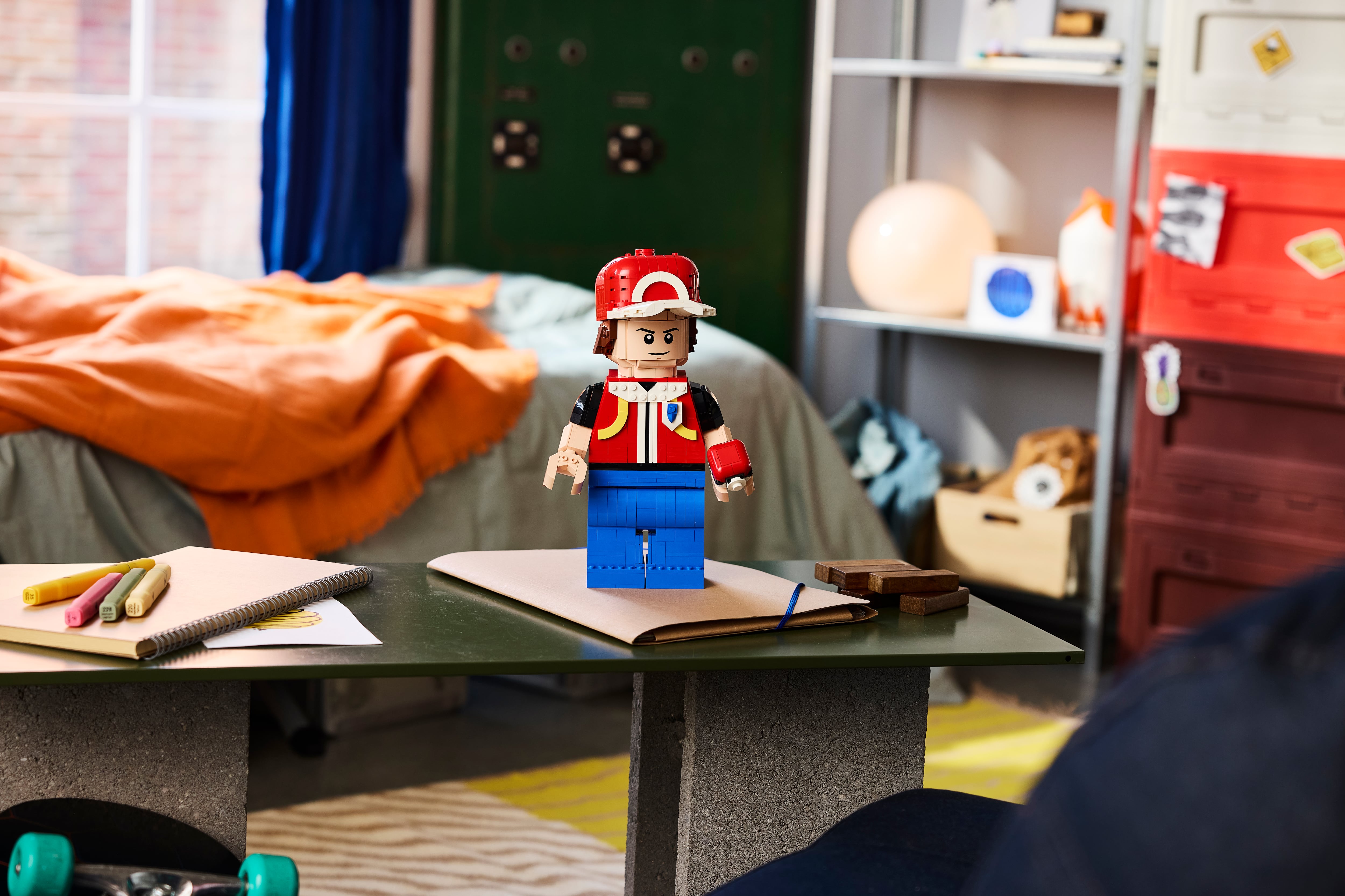 LEGO Pokémon Minifigura Gigante Rojo