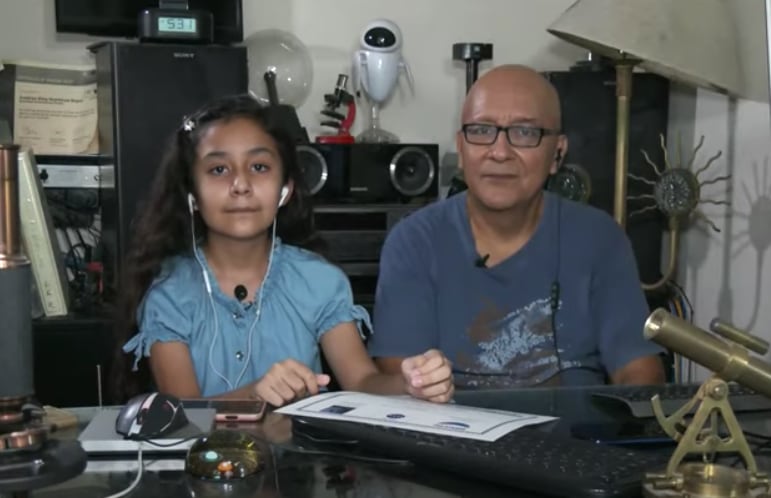 Ashley, la niña mexicana que descubrió un asteroide