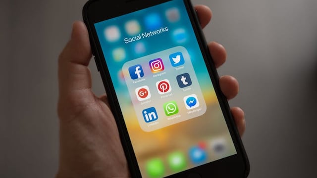Estados Unidos quiere revisar 5 años de redes sociales a extranjeros