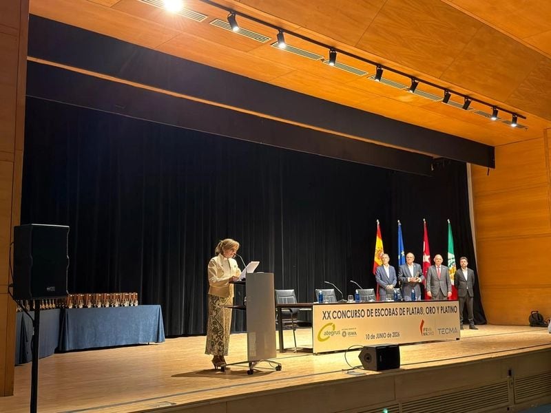 Monterrey recibió el reconocimiento internacional La Escoba de Oro por sus programas de sostenibilidad ambiental.