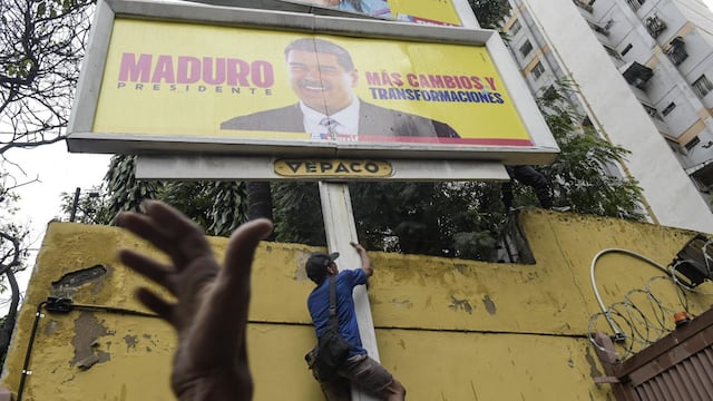 Miles de personas protestando en contra de Nicolás Maduro