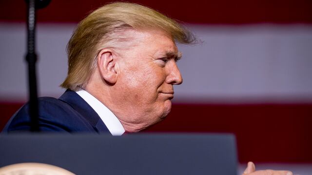 Trump presenta su cambio de residencia a Florida.