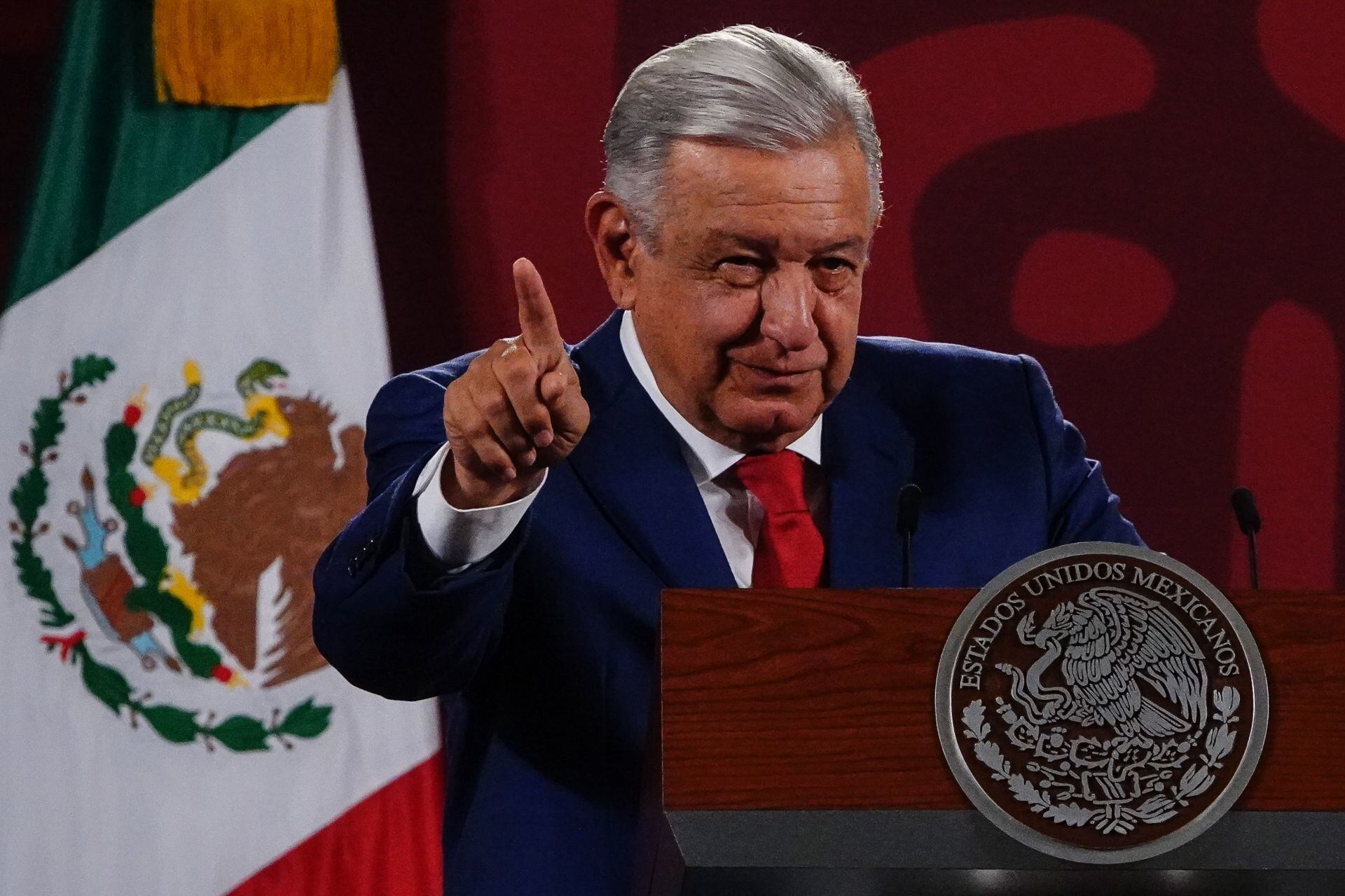 AMLO