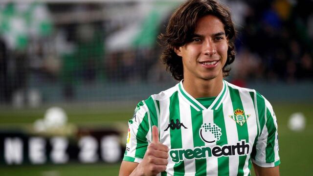 Diego Lainez.