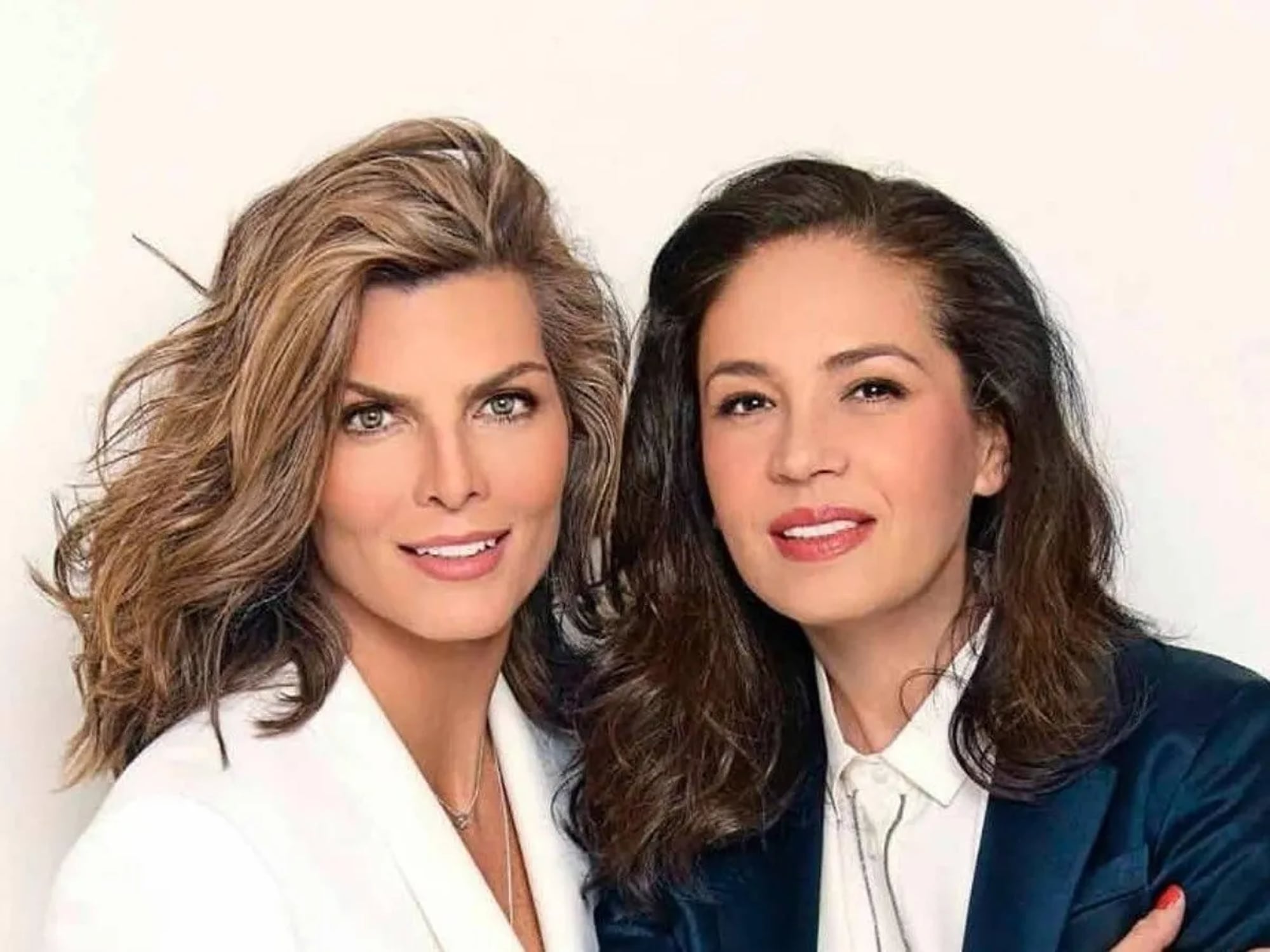 Montserrat Oliver y Yolanda Andrade