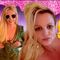 Britney Spears ‘celebra’ estar soltera, pero su rostro no refleja alegría (VIDEO)