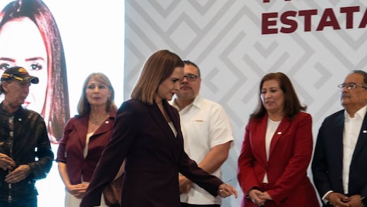 La opacidad de Clara Luz Flores y la designación de “coordinadores” de Morena
