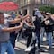 Marcha por la Democracia: Simpatizante de AMLO se pelea a puño limpio por defenderlo en el Zócalo