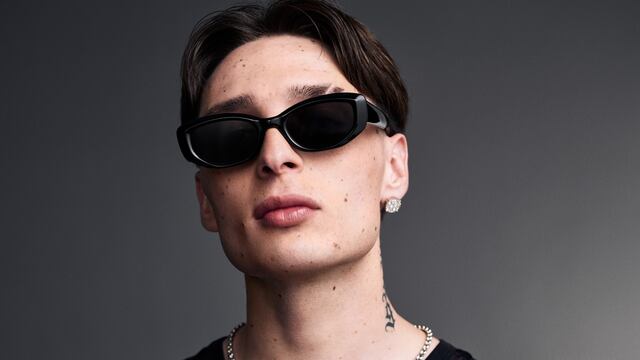 Peso Pluma, cantante.