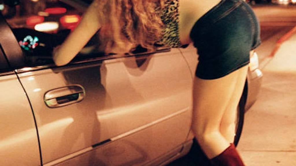 Mata a sexoservidora.