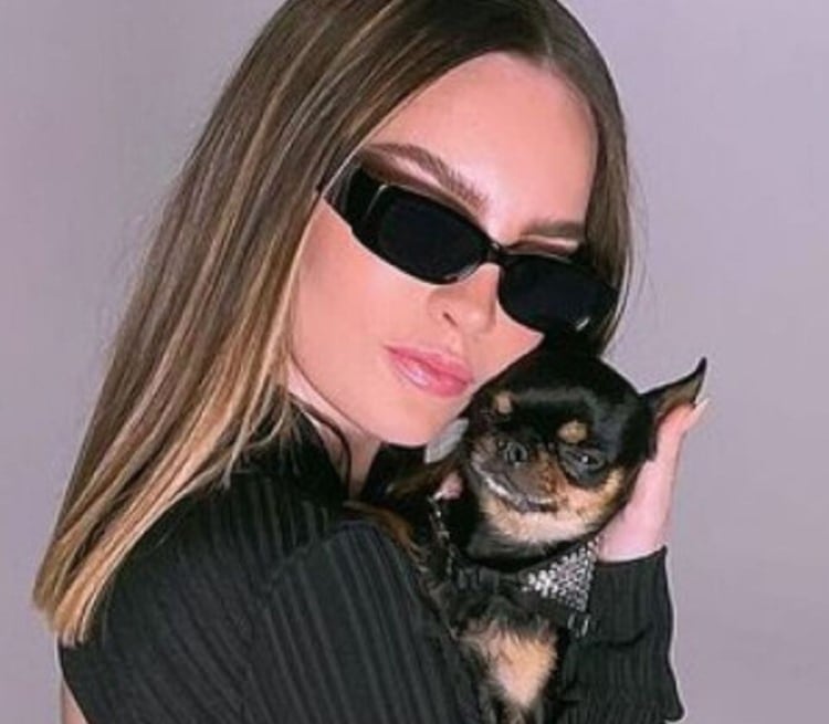 Belinda y su perro 'Cuatro'