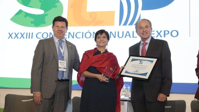 El gobernador fue reconocido por la Conagua y la ANEAS