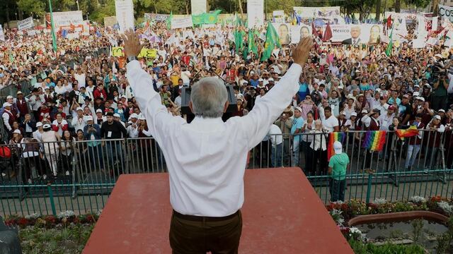 Andrés Manuel López Obrador en Xochimilc, Ciudad de México