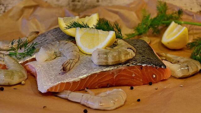 El pescado y los aceites son recomendados para este tipo de alimentación