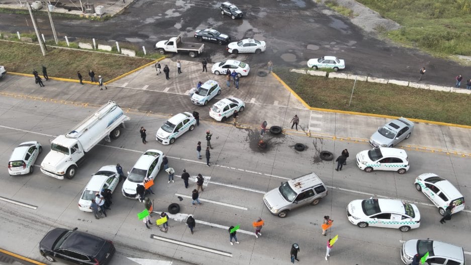 Bloqueo en autopista México-Querétaro hoy 25 de agosto