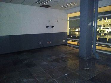 Estación de Cancún donde se vaciaron las oficinas de Interjet desde el 3 de marzo hoy no hay nada.