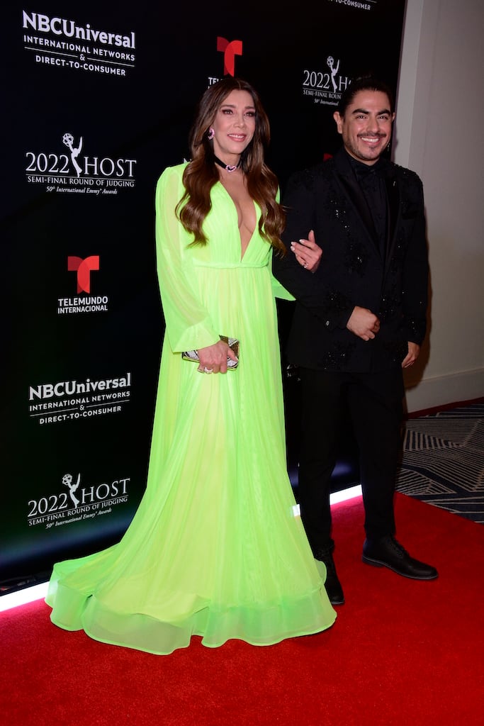Cynthia Klitbo y Rey Grupero