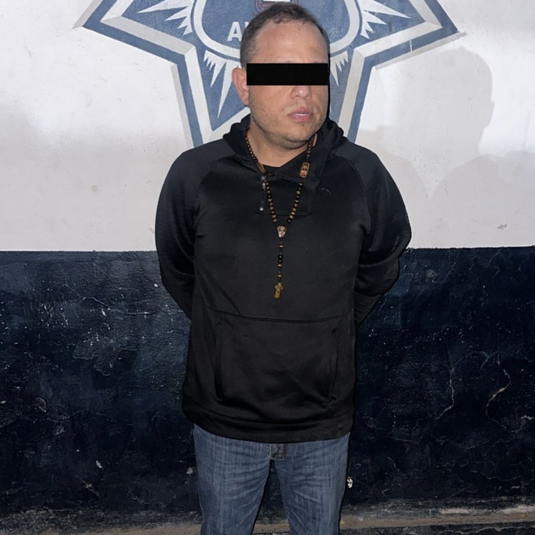 Maestro detenido en Los Mochis