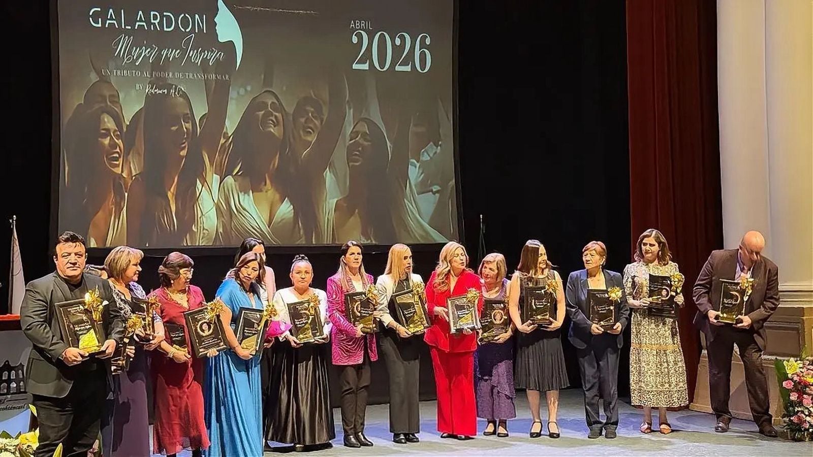 Martha Herrera es reconocida con Mujer que Inspira 2026 en categoría Política.