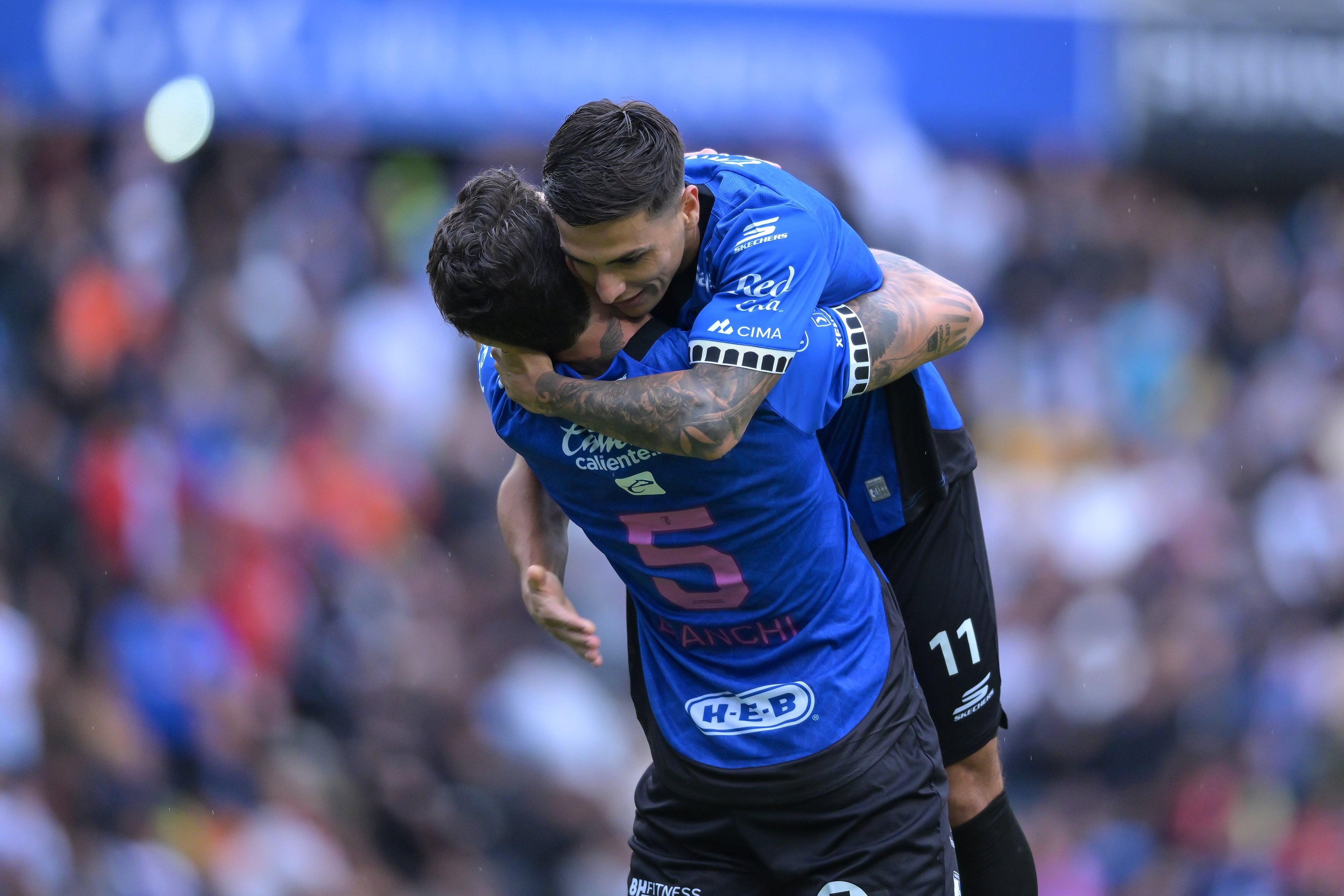 Querétaro derrota en casa 2-0 al Atlante.