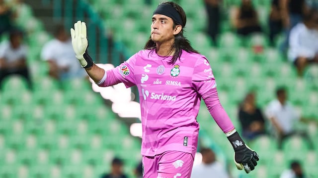 ¿Carlos Acevedo al América? Santos ya le habría puerto precio a su portero.