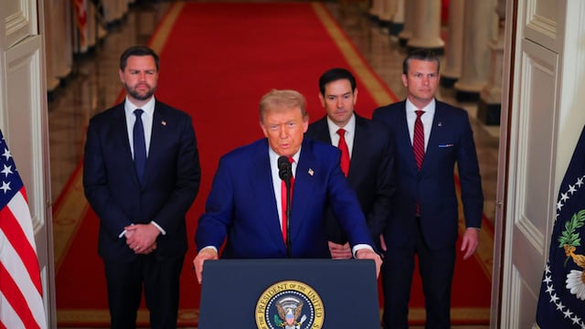 Estados Unidos bombardea tres instalaciones nucleares en Irán