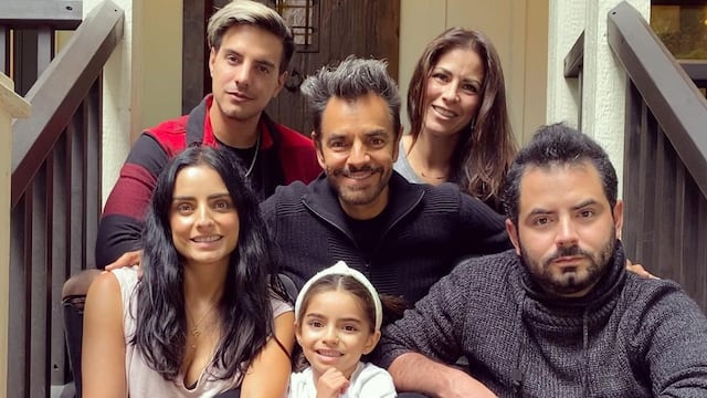 Eugenio Derbez y su familia.