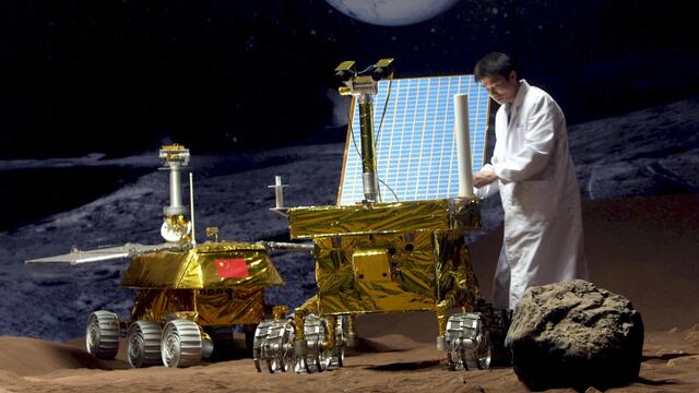 Rover Yutu 2 encuentra un extraño objeto en la Luna