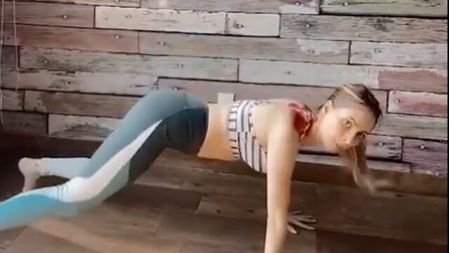 YosStop hace el reto de Anitta