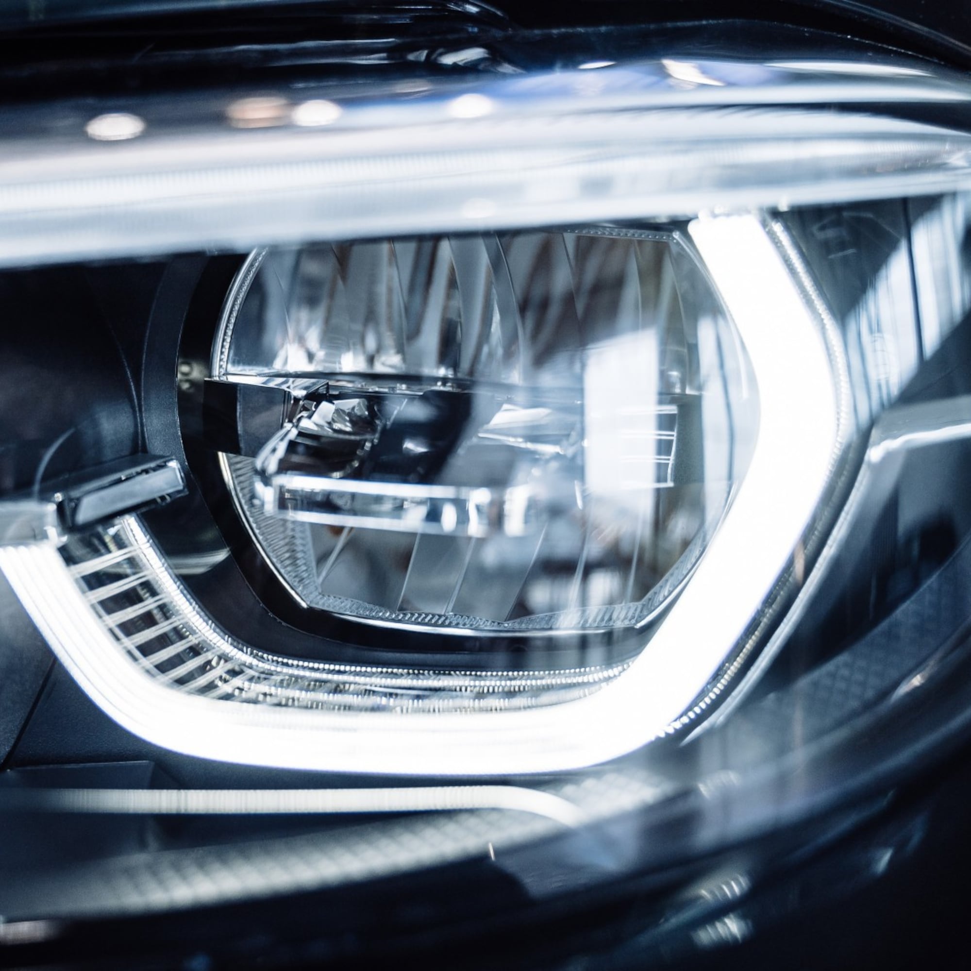 ¿Son los faros LED una amenaza para la seguridad vial?