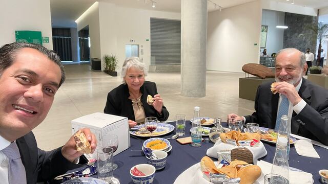 President de la Cámara de Diputados presume comida con Carlos Slim