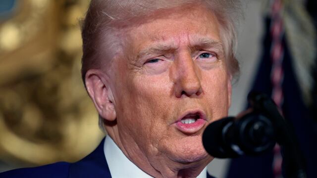 Donald Trump planea exigir registro a migrantes: enfrentarán serias consecuencias si no acatan la orden