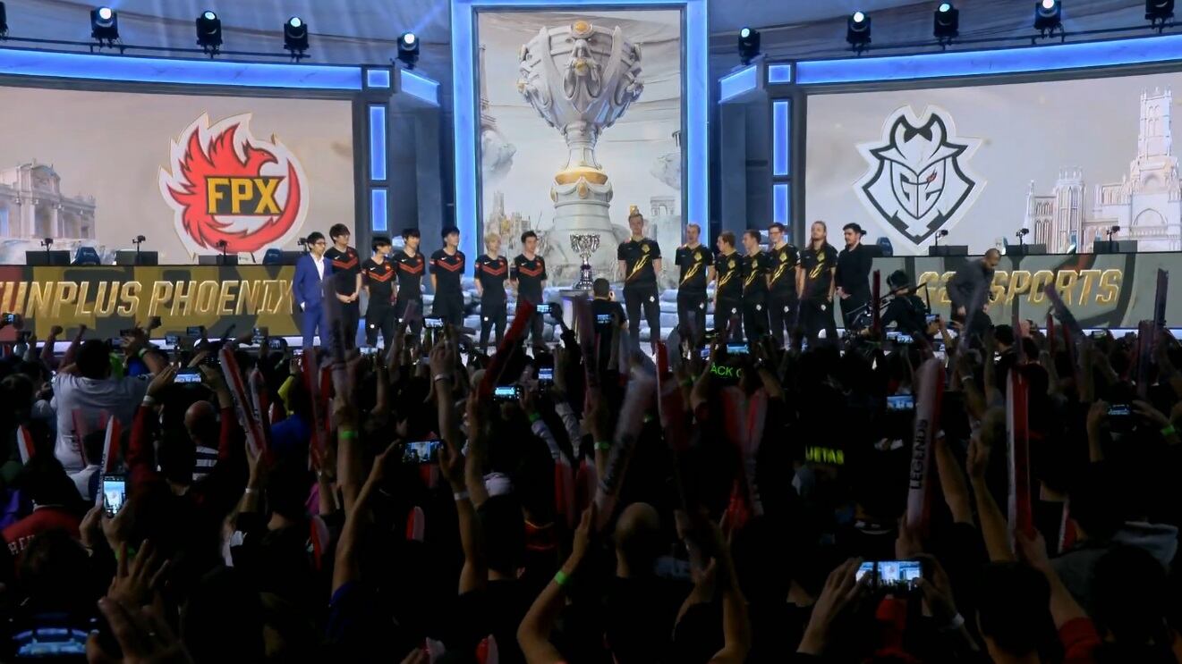 Funplus Phoenix y G2 Esports