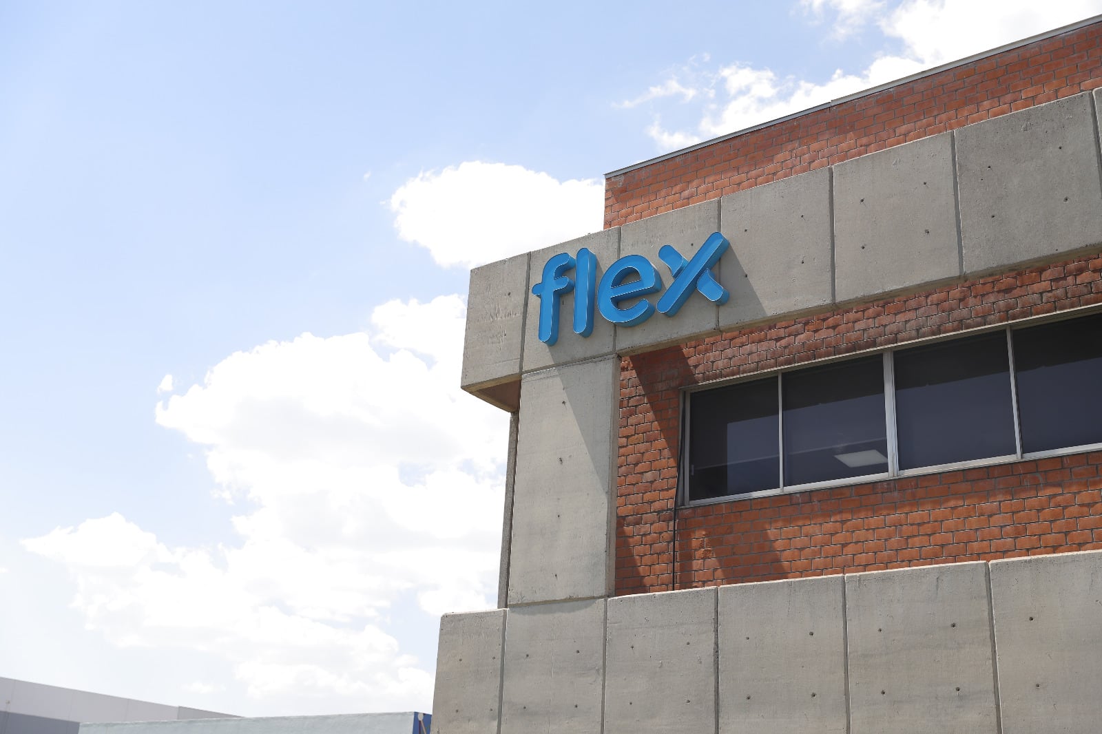 Inversión de Flex impulsará empleos en Aguascalientes