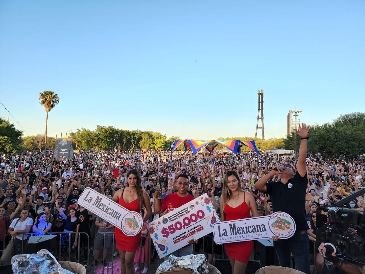 Gana 50 mil pesos por comerse 50 tacos en 2 minutos