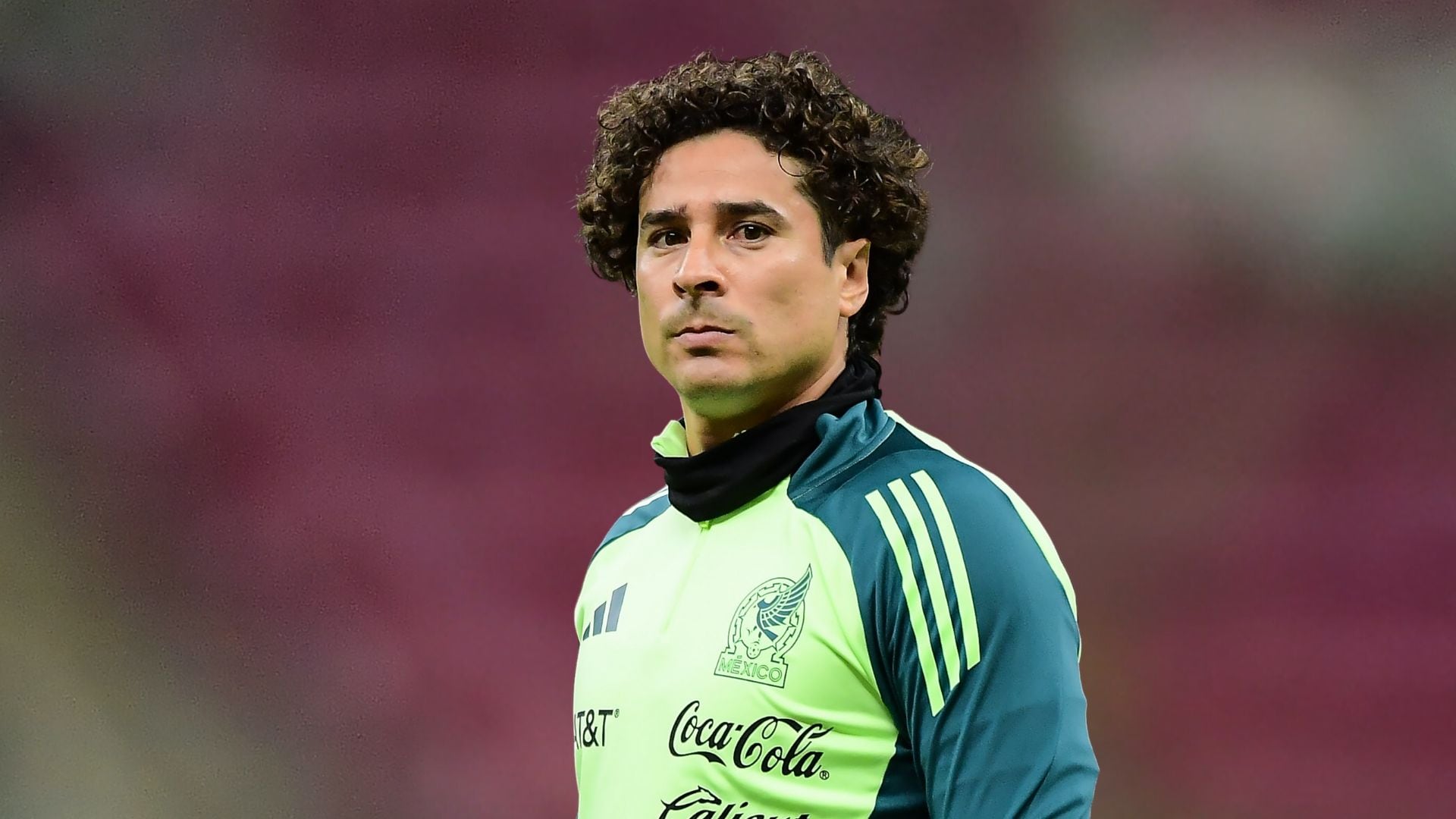 Memo Ochoa es titular contra Honduras