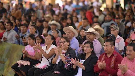 Cuitláhuac García impulsó histórica reducción de la pobreza en Veracruz: más de un millón de personas salieron adelante entre 2018-2024