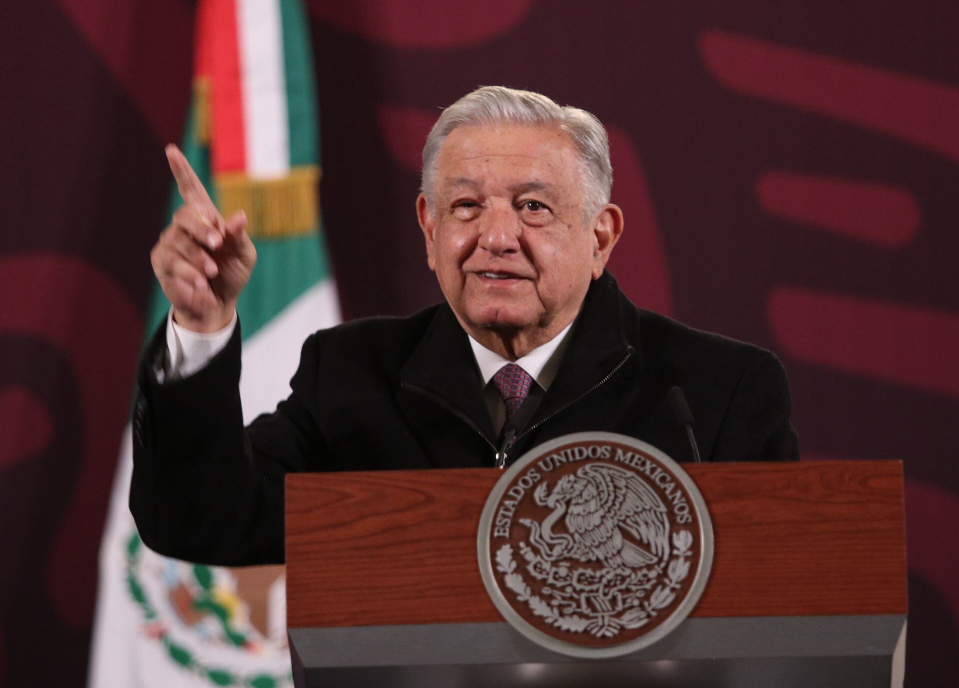 AMLO tiene un orzuelo en el ojo izquierdo