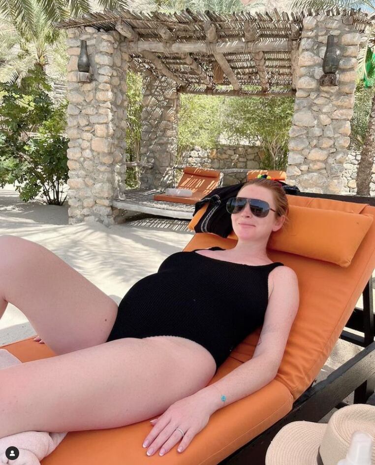 Lindsay Lohan presume su avanzado embarazo y demuestra que el gran día está muy cerca