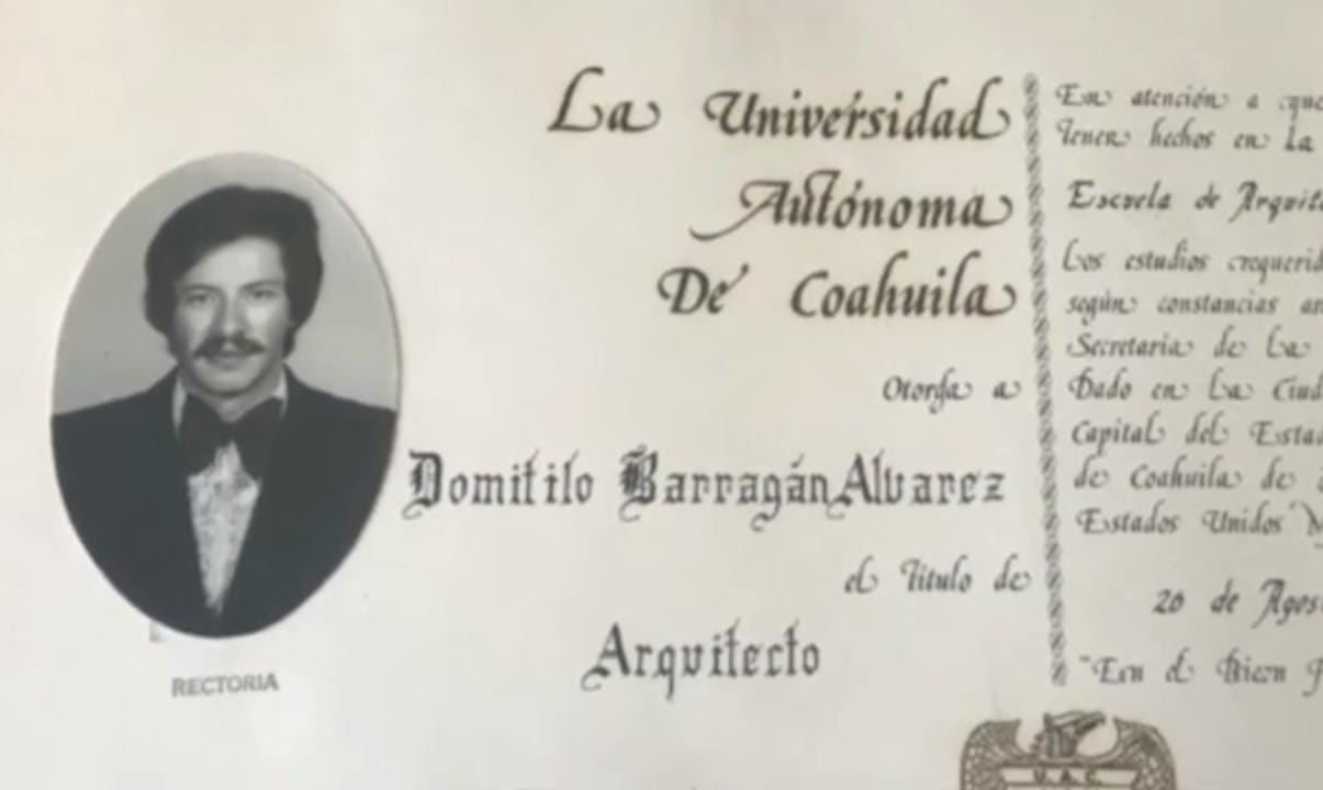 Titulo de Domitilio Barragán Álvarez