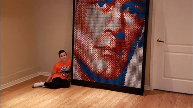 Convierte la dislexia en su “superpoder” y crea impresionantes retratos con cubos Rubik